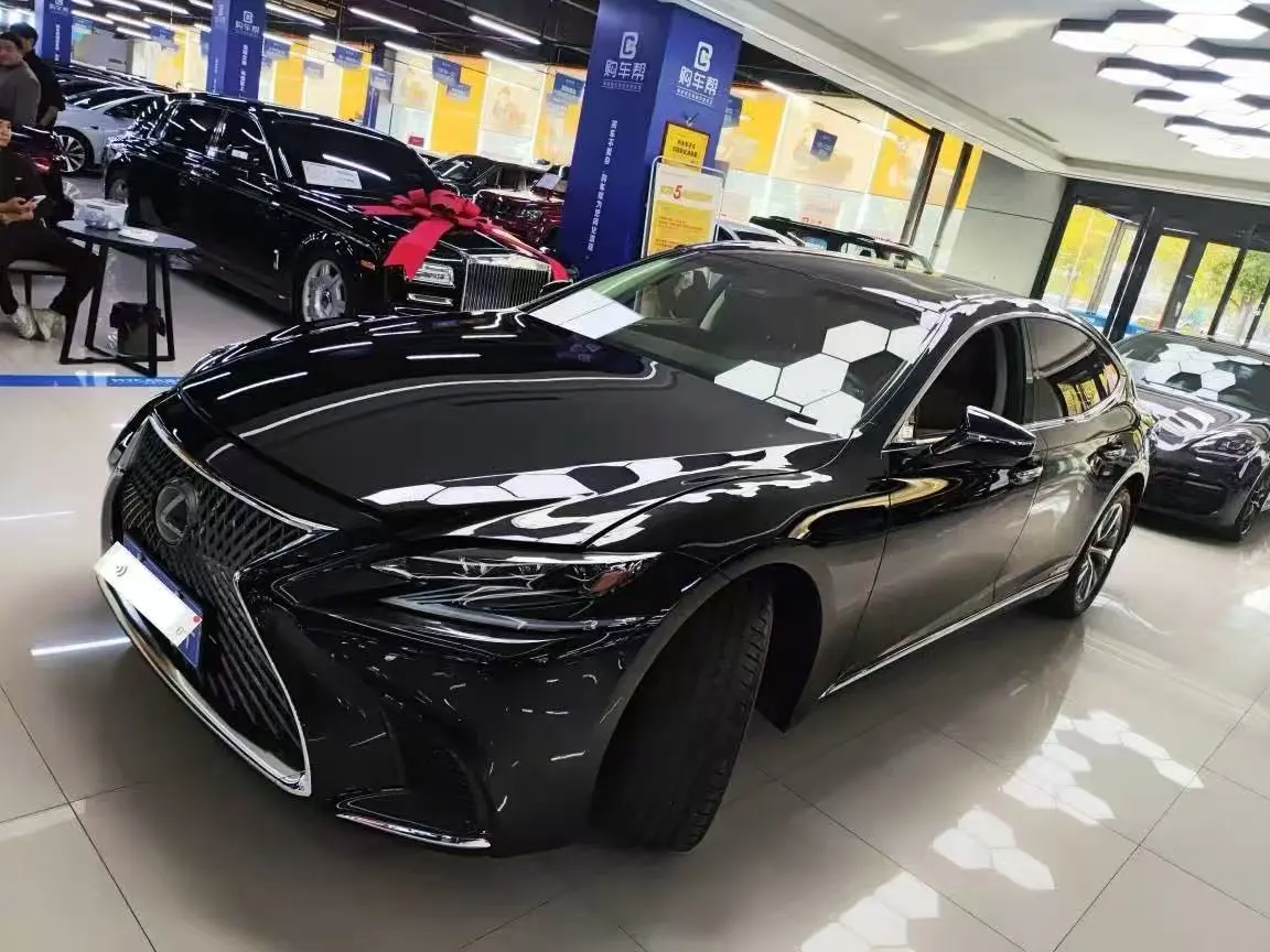 Lexus LS  из Китая