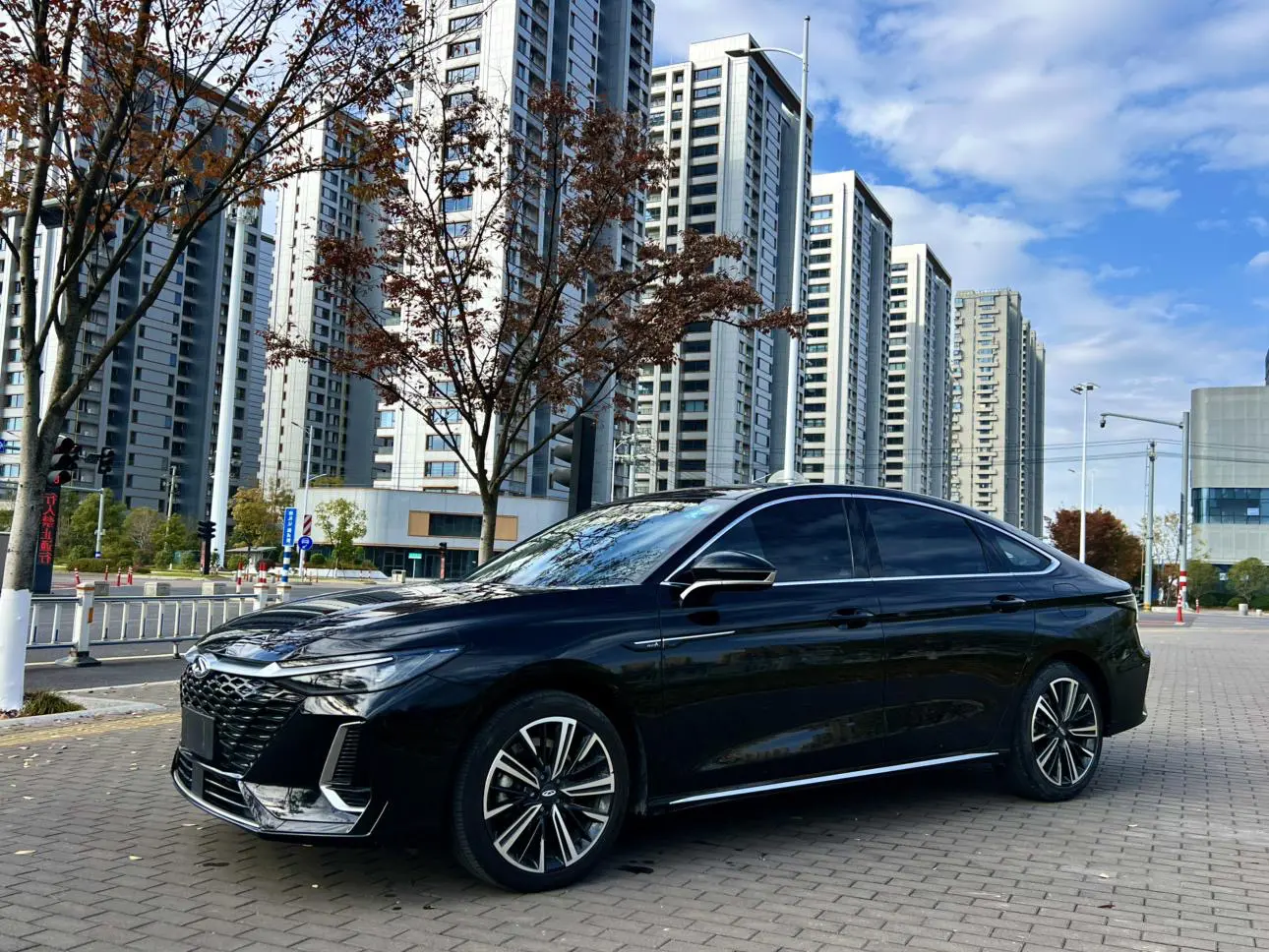 Chery Arrizo 8  из Китая