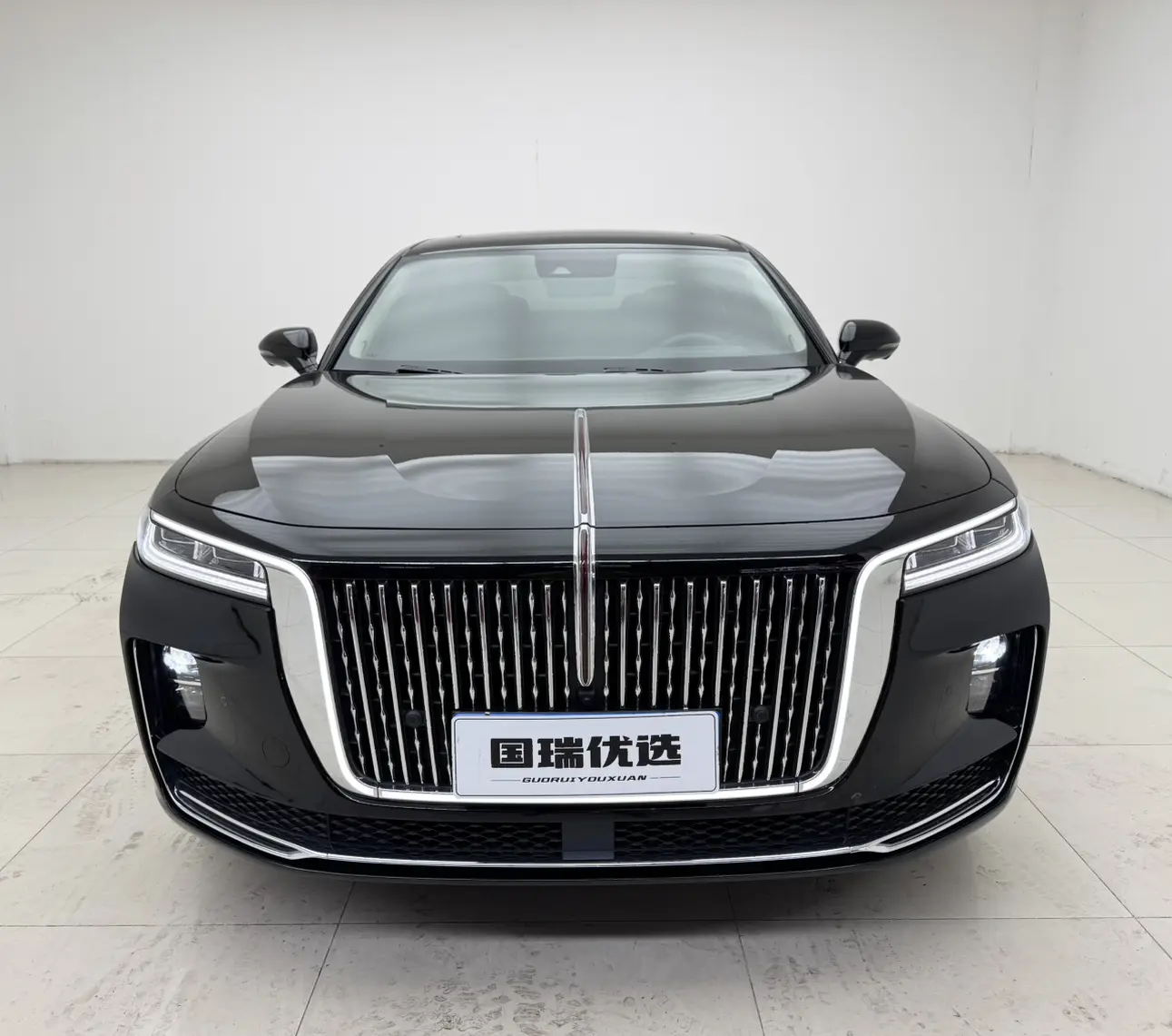 Hongqi H9  из Китая