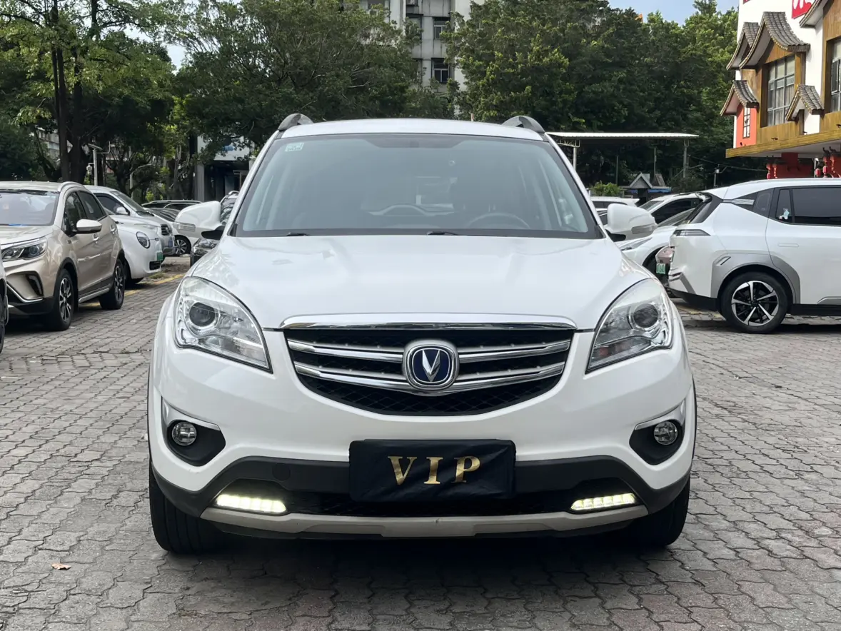Changan CS35  из Китая