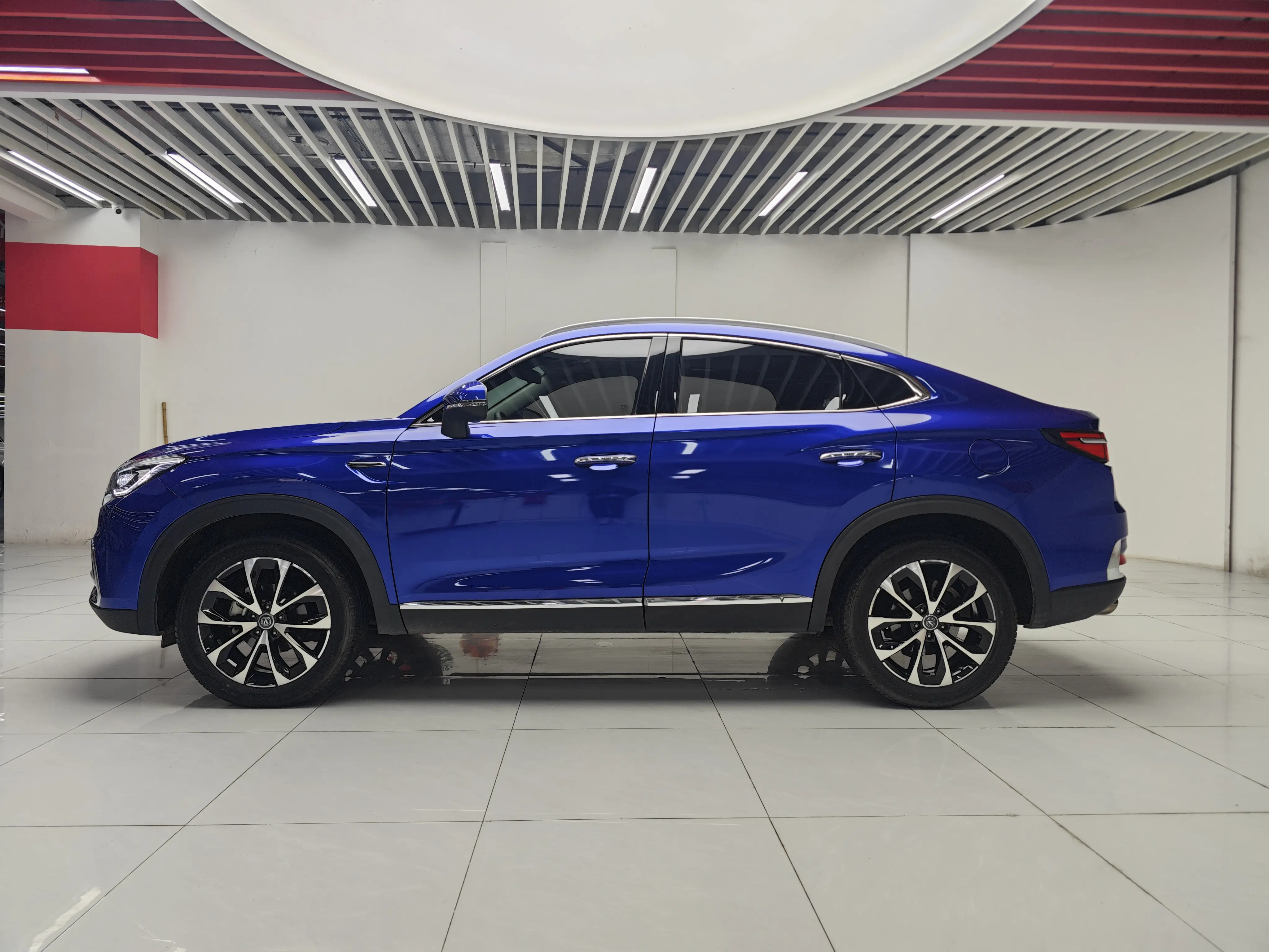 Changan CS85 COUPE  из Китая