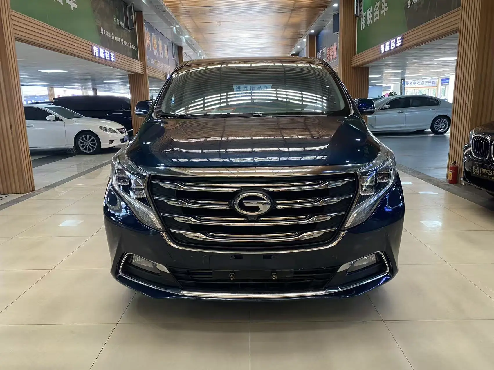 GAC Trumpchi M8  из Китая