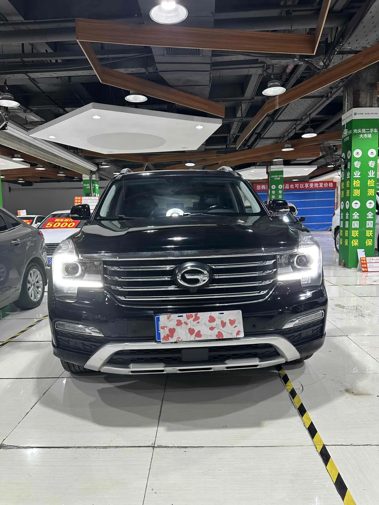 GAC Trumpchi GS8  из Китая