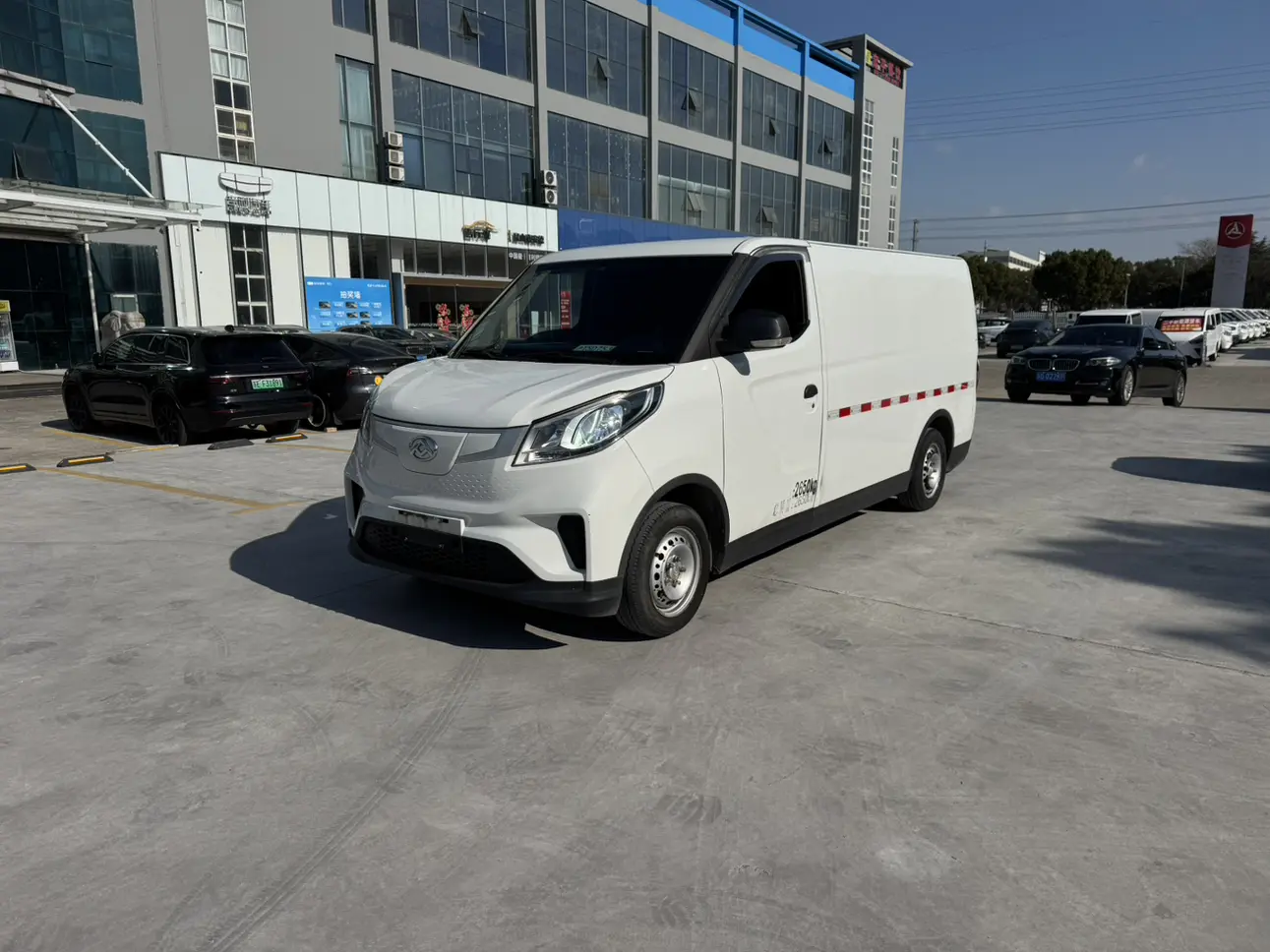 Datong Maxus EV30  из Китая