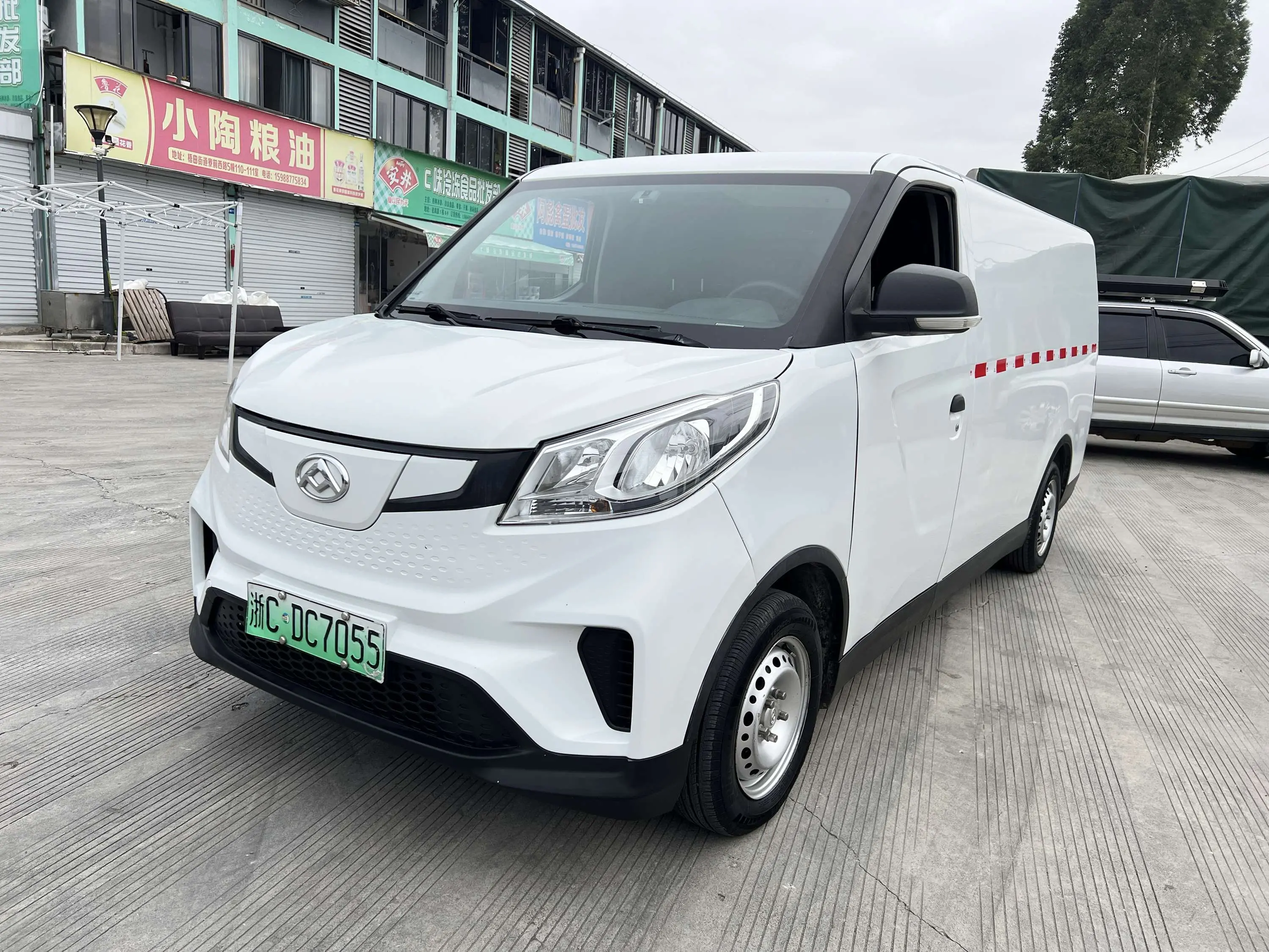 Datong Maxus EV30  из Китая
