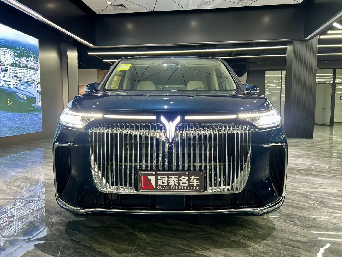 Voyah Lantu Dreamer PHEV  из Китая