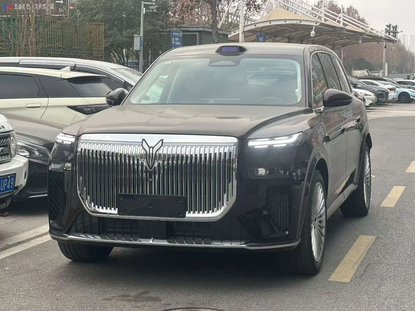 Voyah Lantu Taishan  из Китая