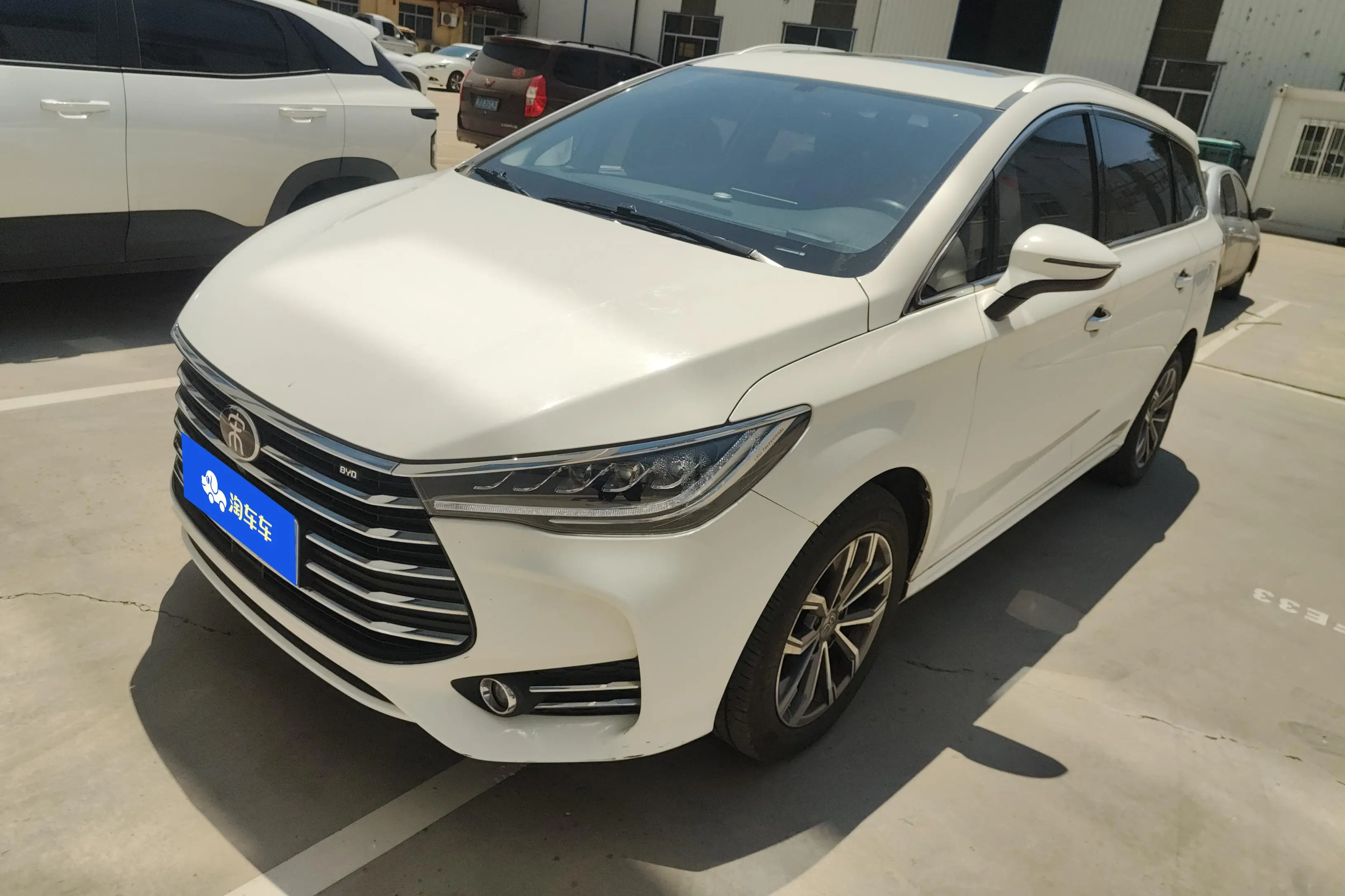 BYD Song MAX  из Китая