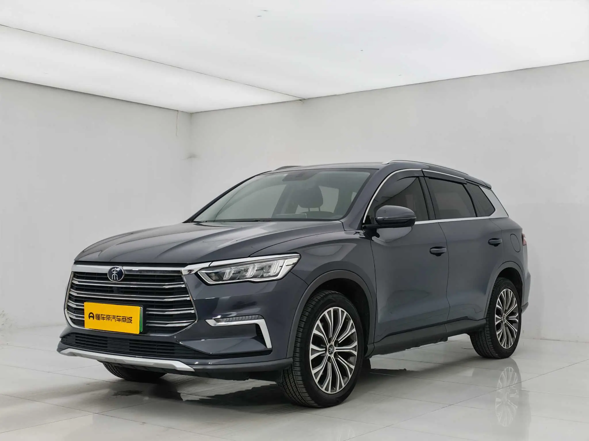 BYD Song Pro DM  из Китая