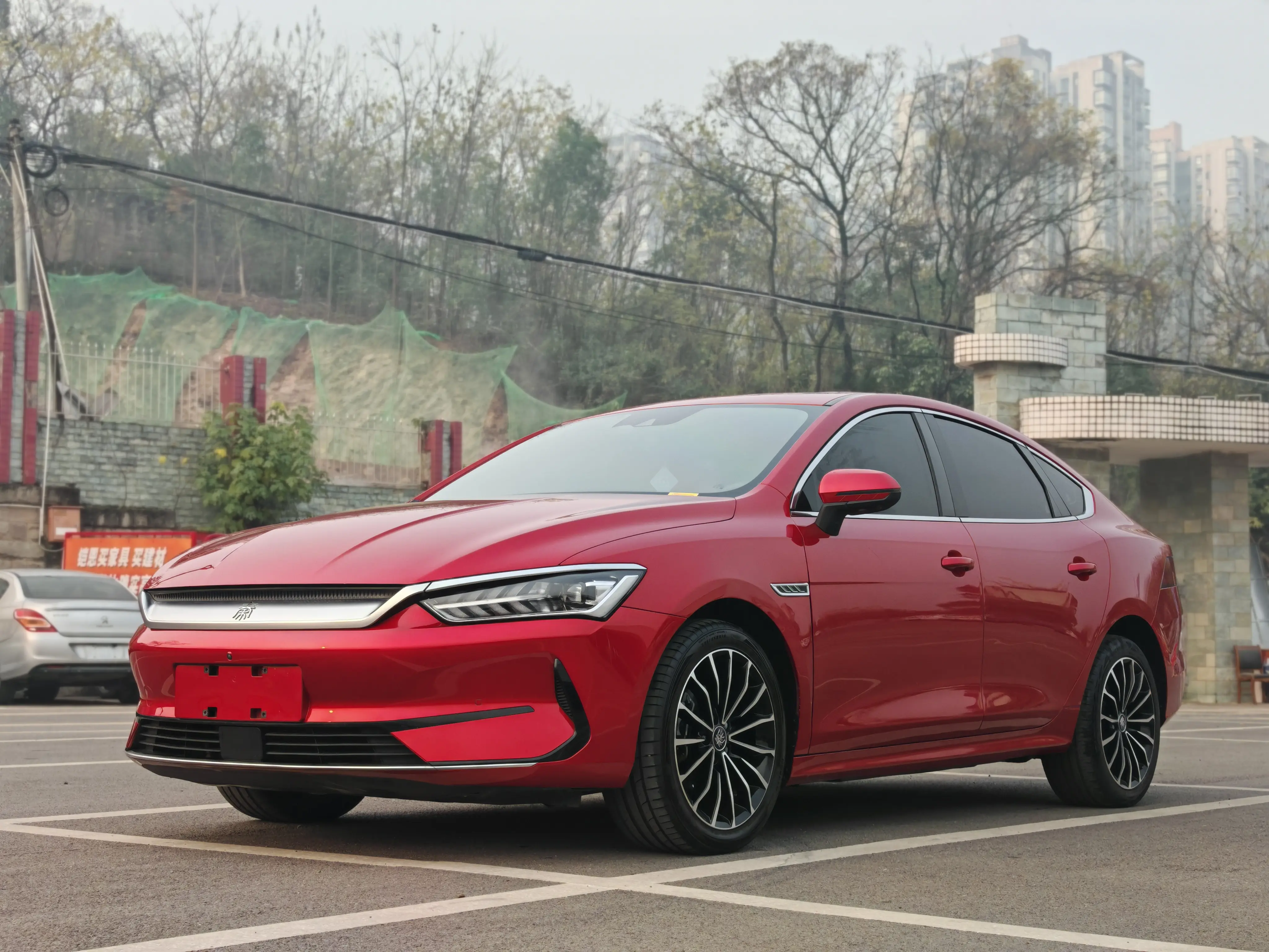 BYD Qin PLUS EV  из Китая