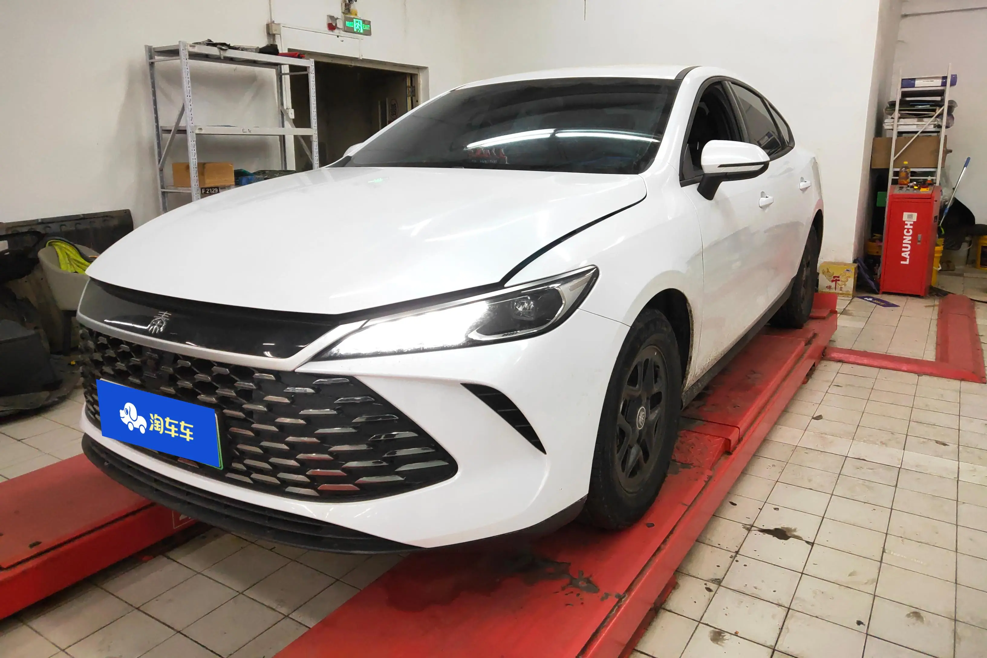 BYD Qin PLUS DM  из Китая