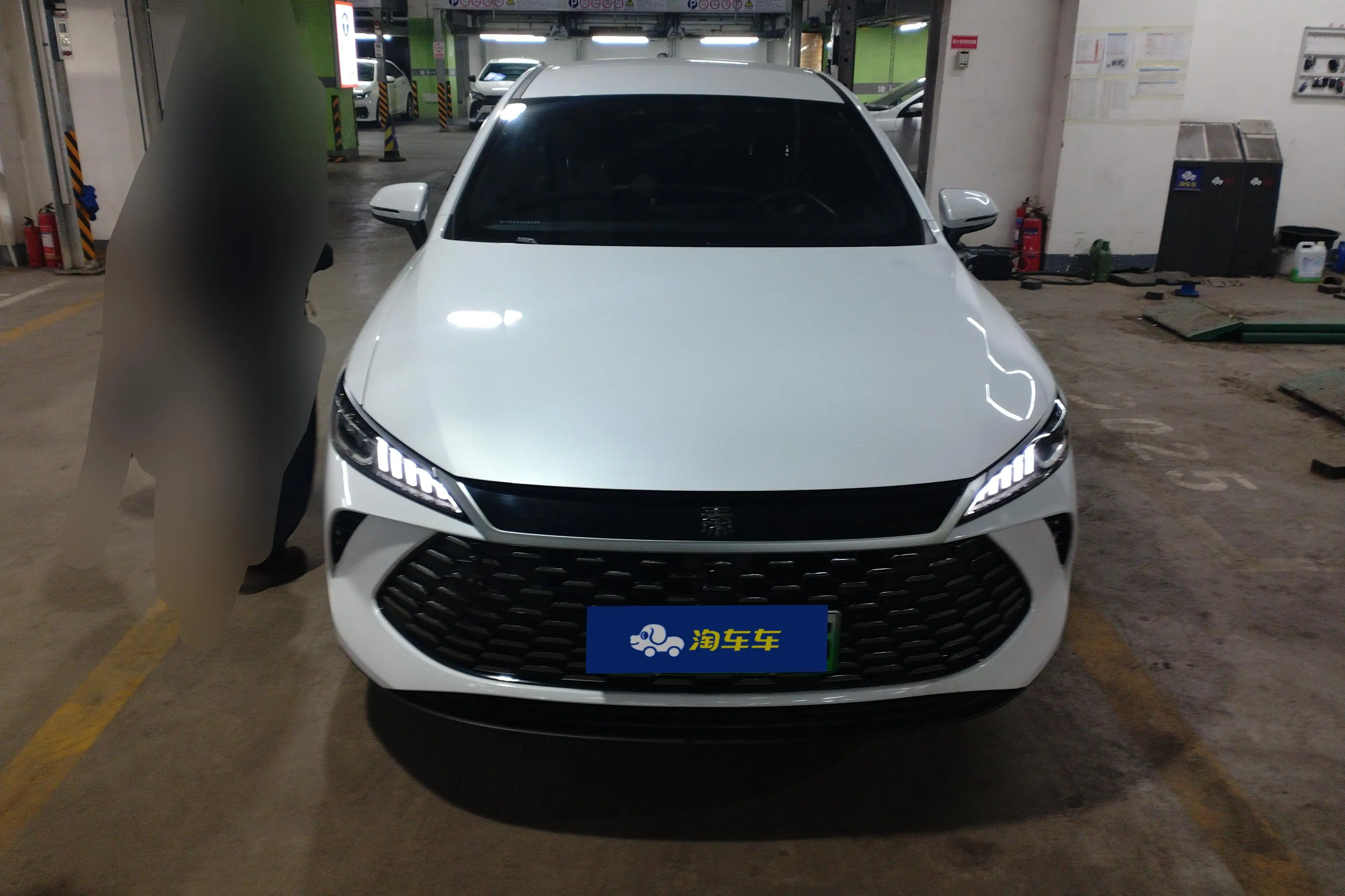 BYD Qin PLUS DM  из Китая