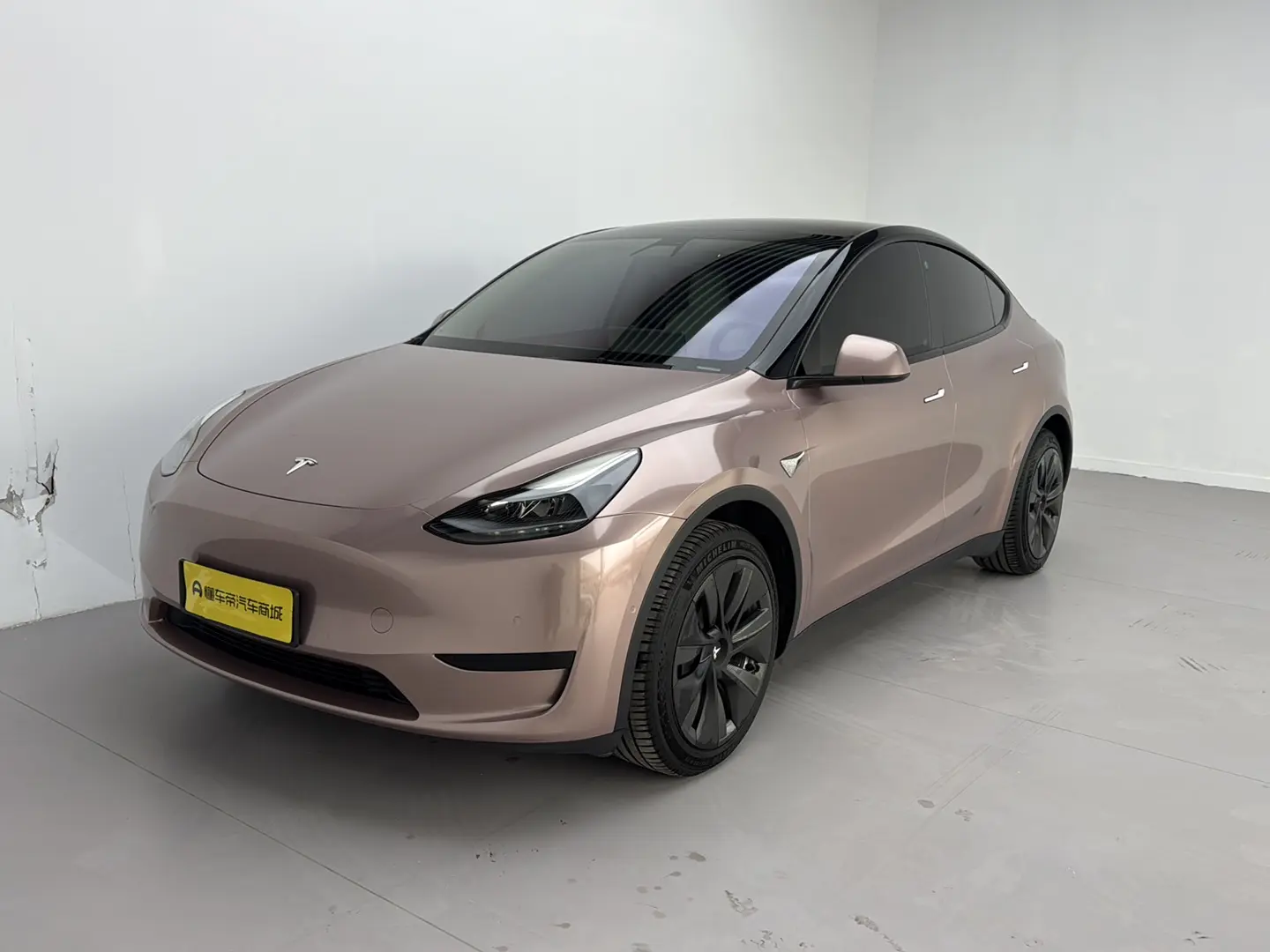 Tesla Model Y  из Китая