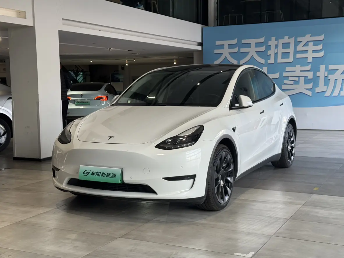 Tesla Model Y  из Китая