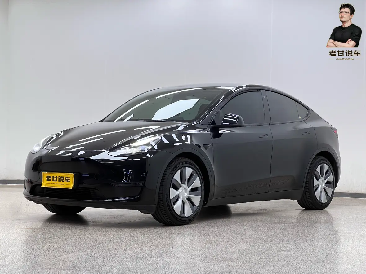 Tesla Model Y  из Китая