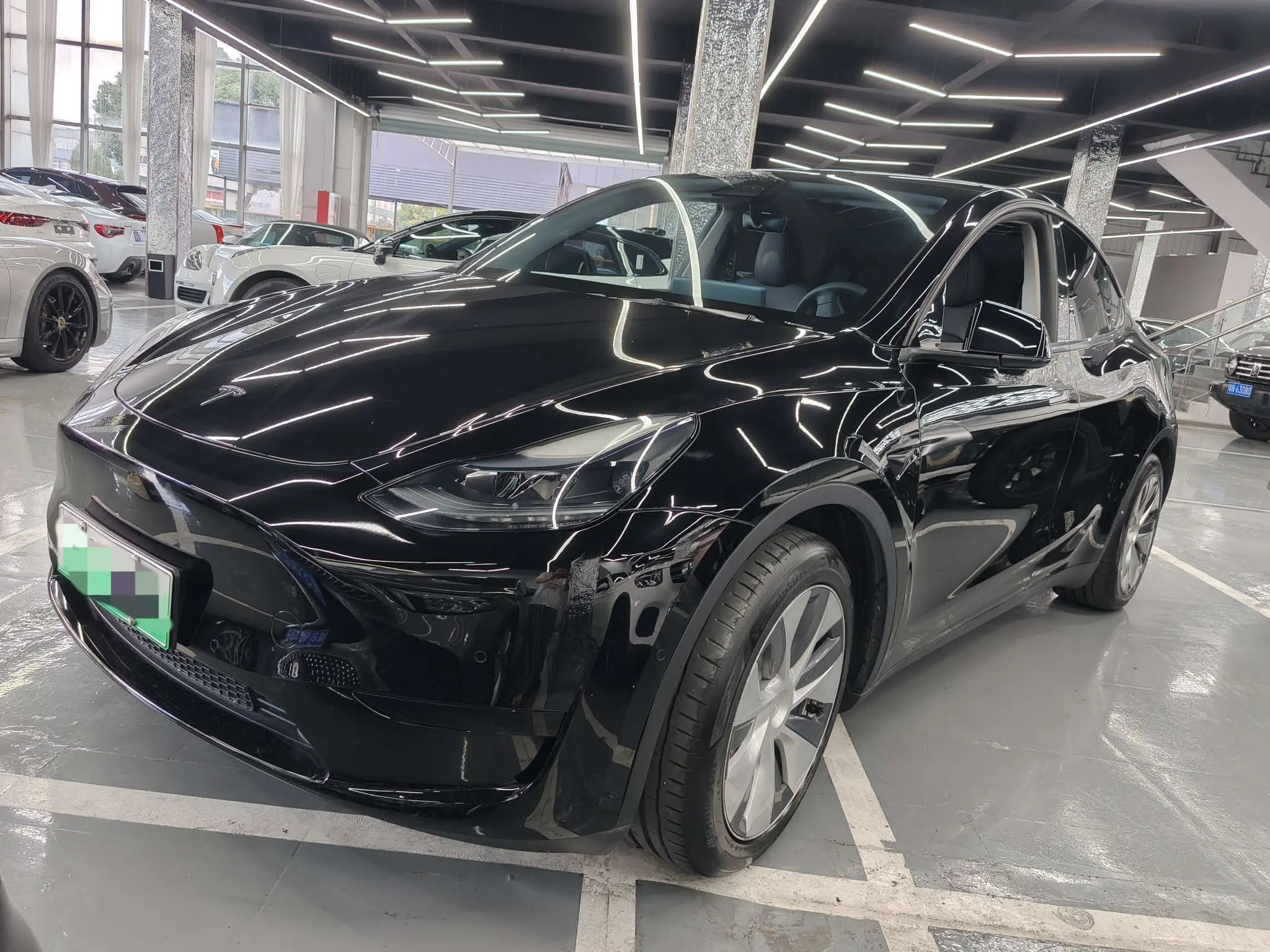 Tesla Model Y  из Китая
