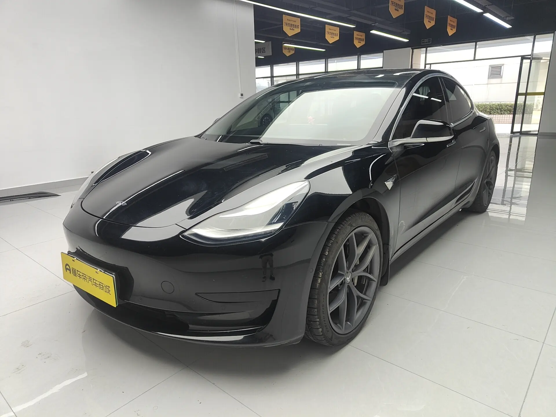 Tesla Model 3  из Китая