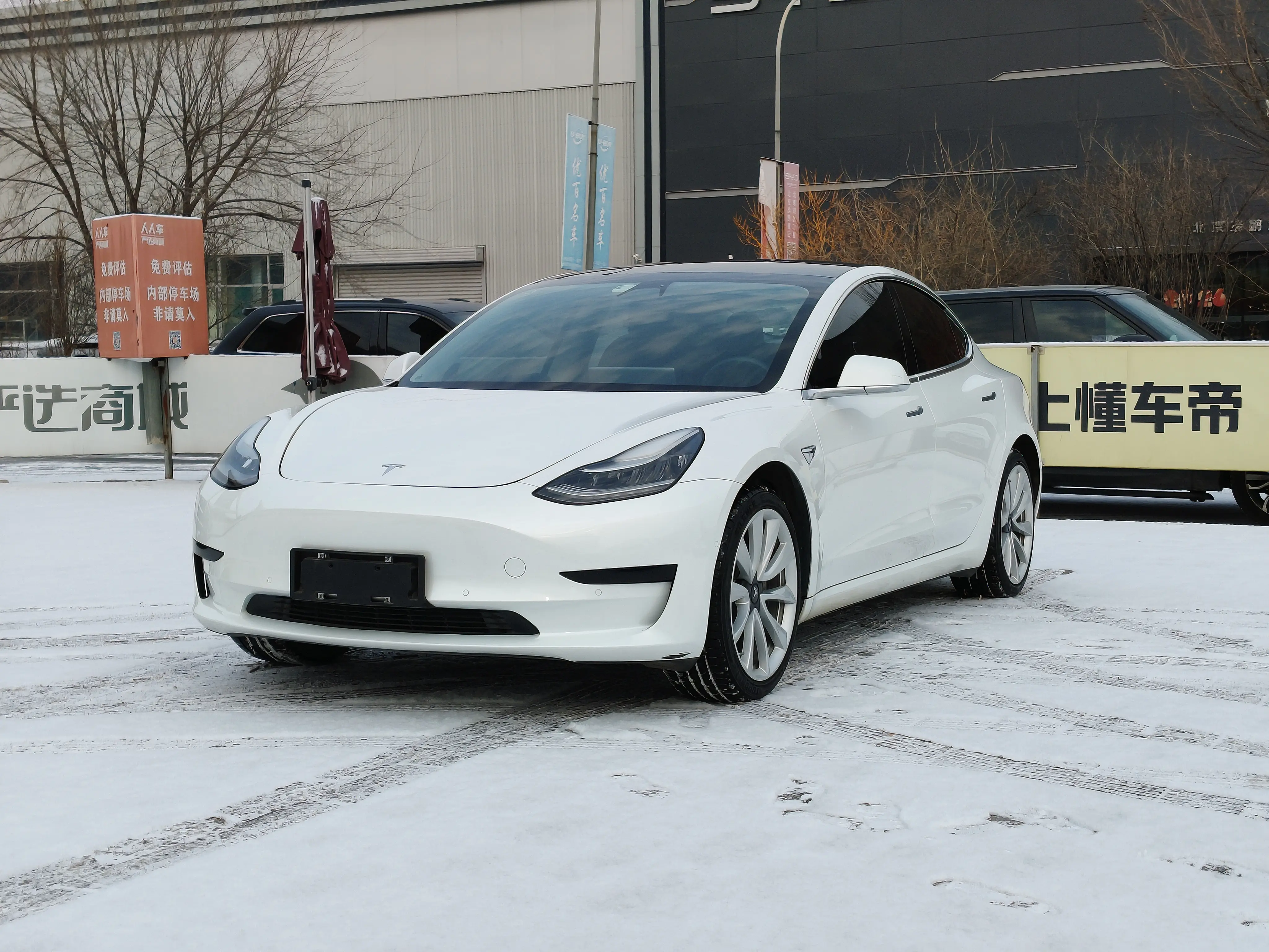 Tesla Model 3  из Китая