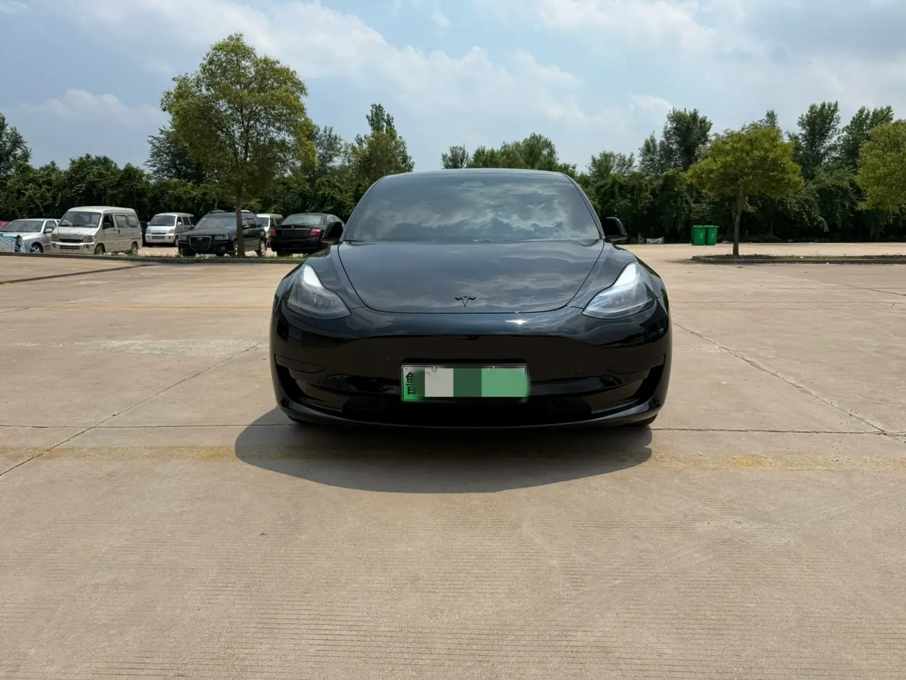 Tesla Model 3  из Китая