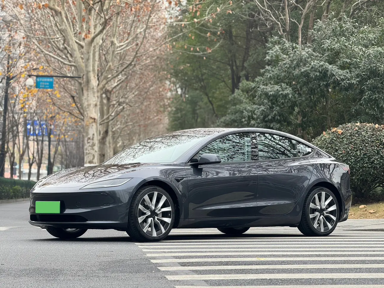 Tesla Model 3  из Китая