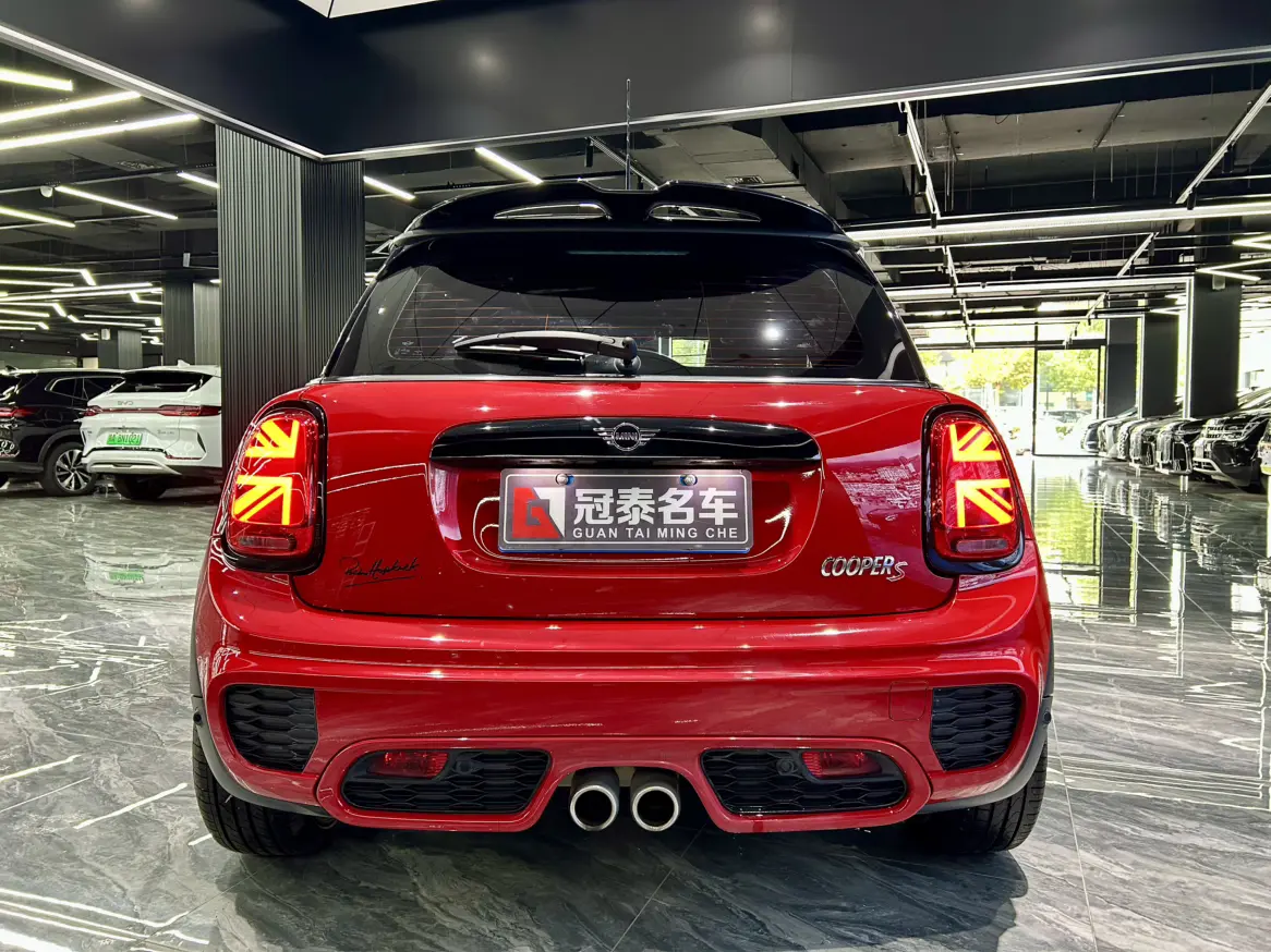 MINI 