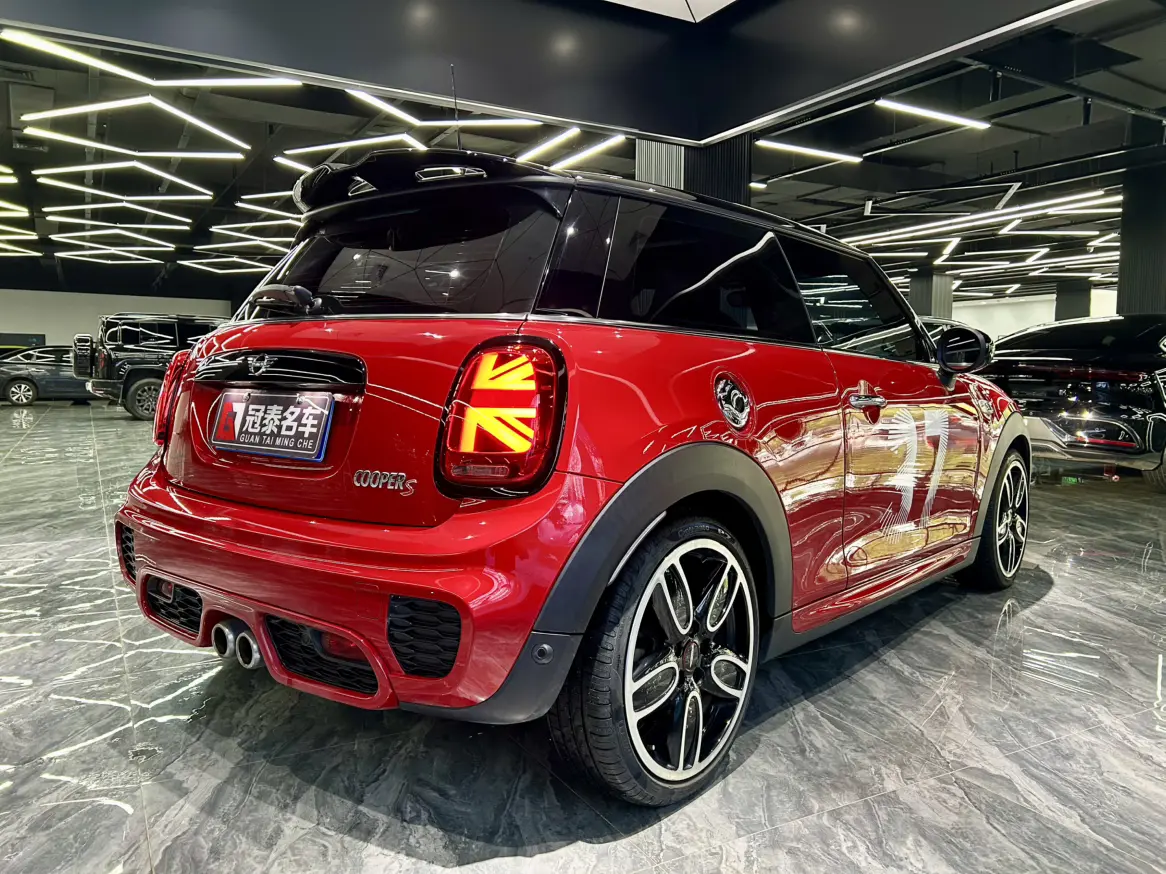 MINI 