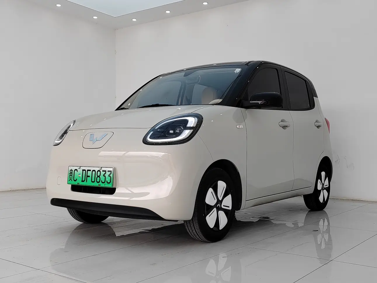 Wuling Hongguang MINIEV  из Китая