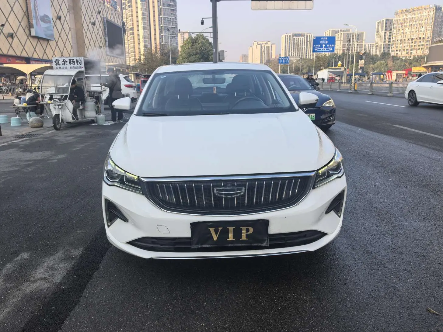 Geely Emgrand  из Китая
