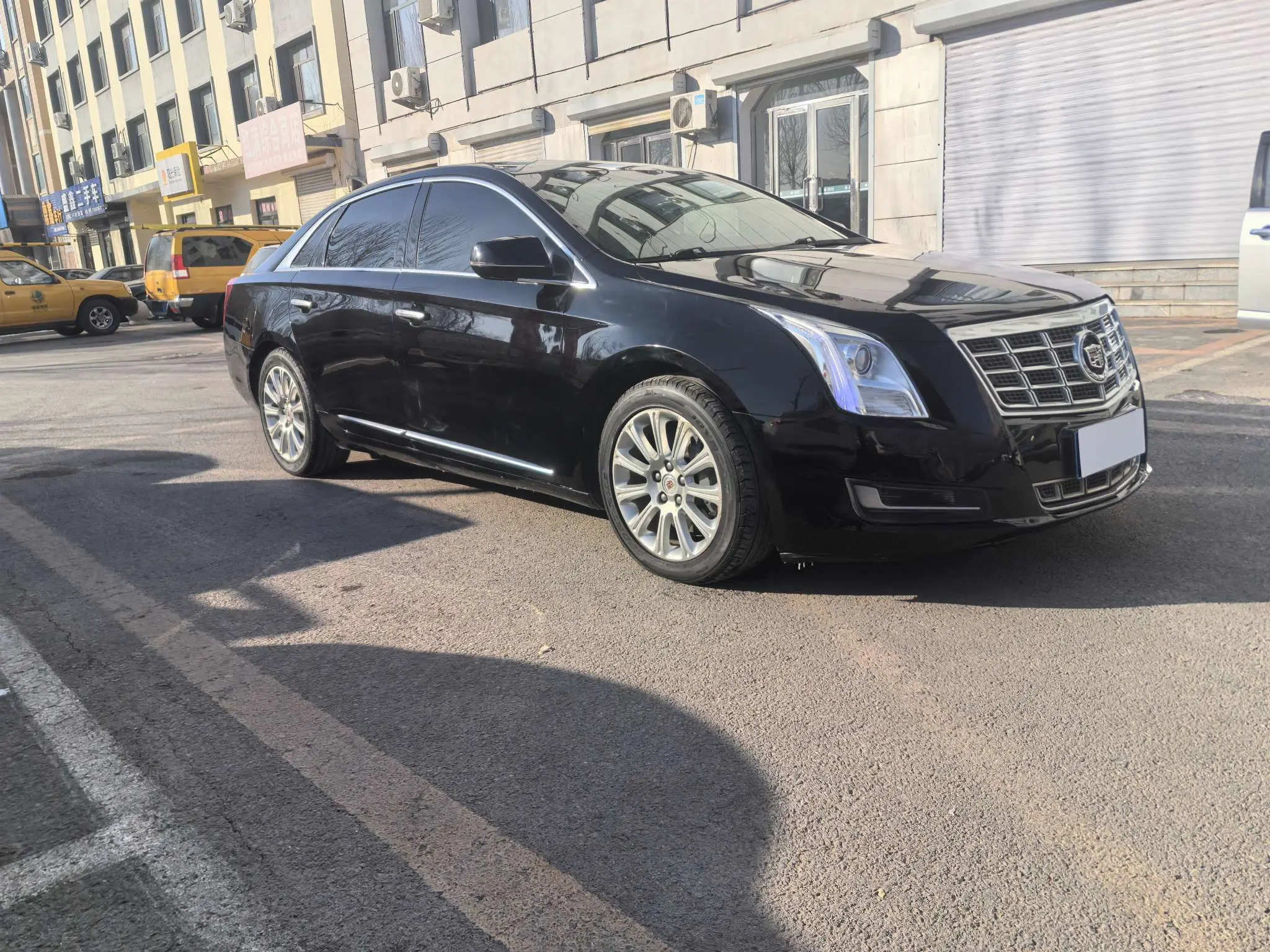 Cadillac XTS  из Китая