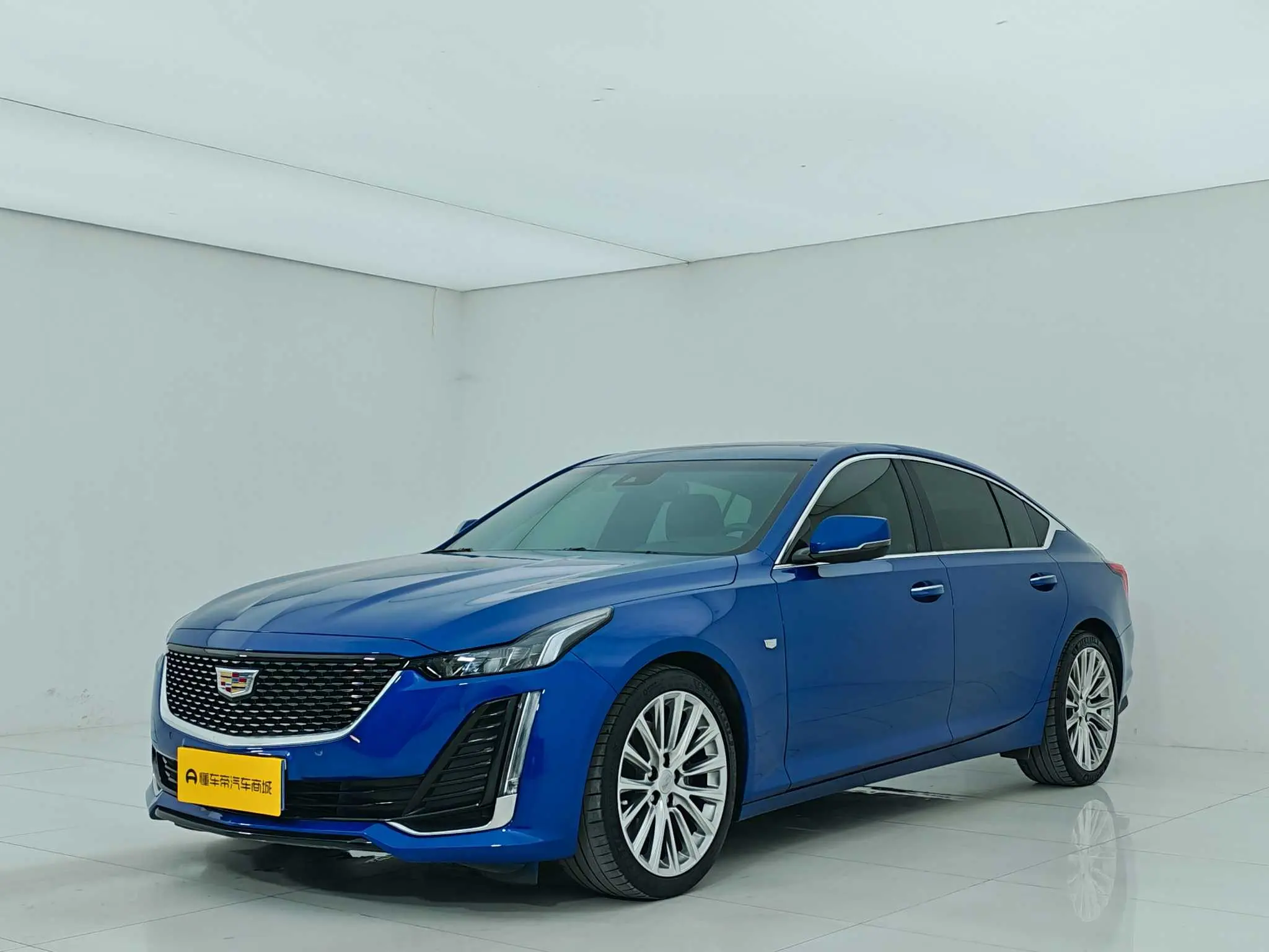 Cadillac CT5  из Китая