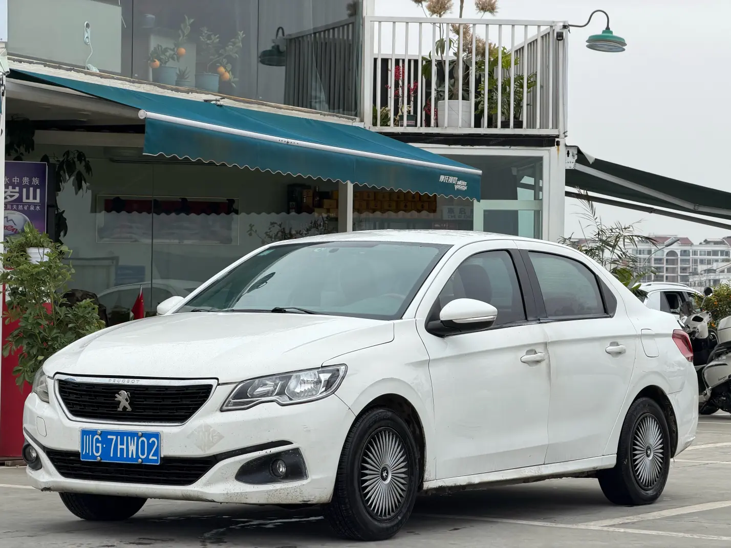 Peugeot 301  из Китая