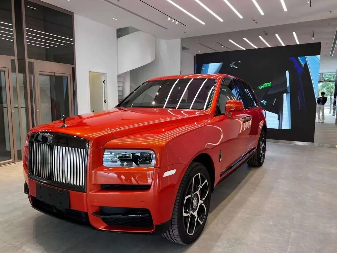 Rolls Royce Cullinan  из Китая