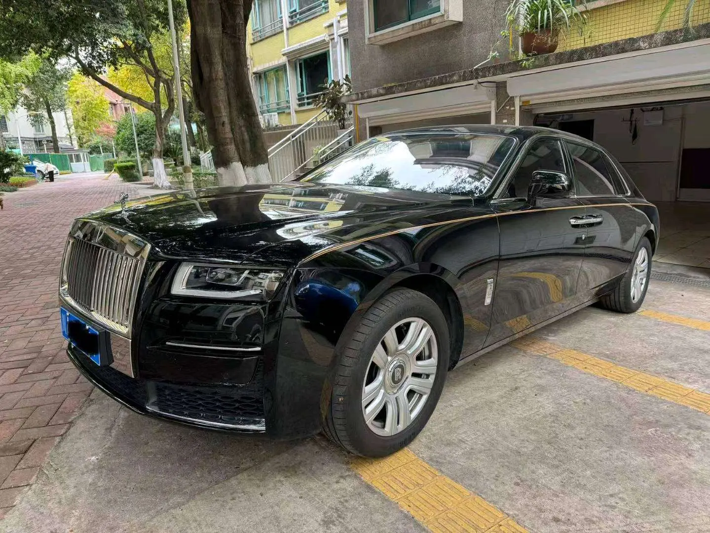 Rolls Royce Ghost  из Китая