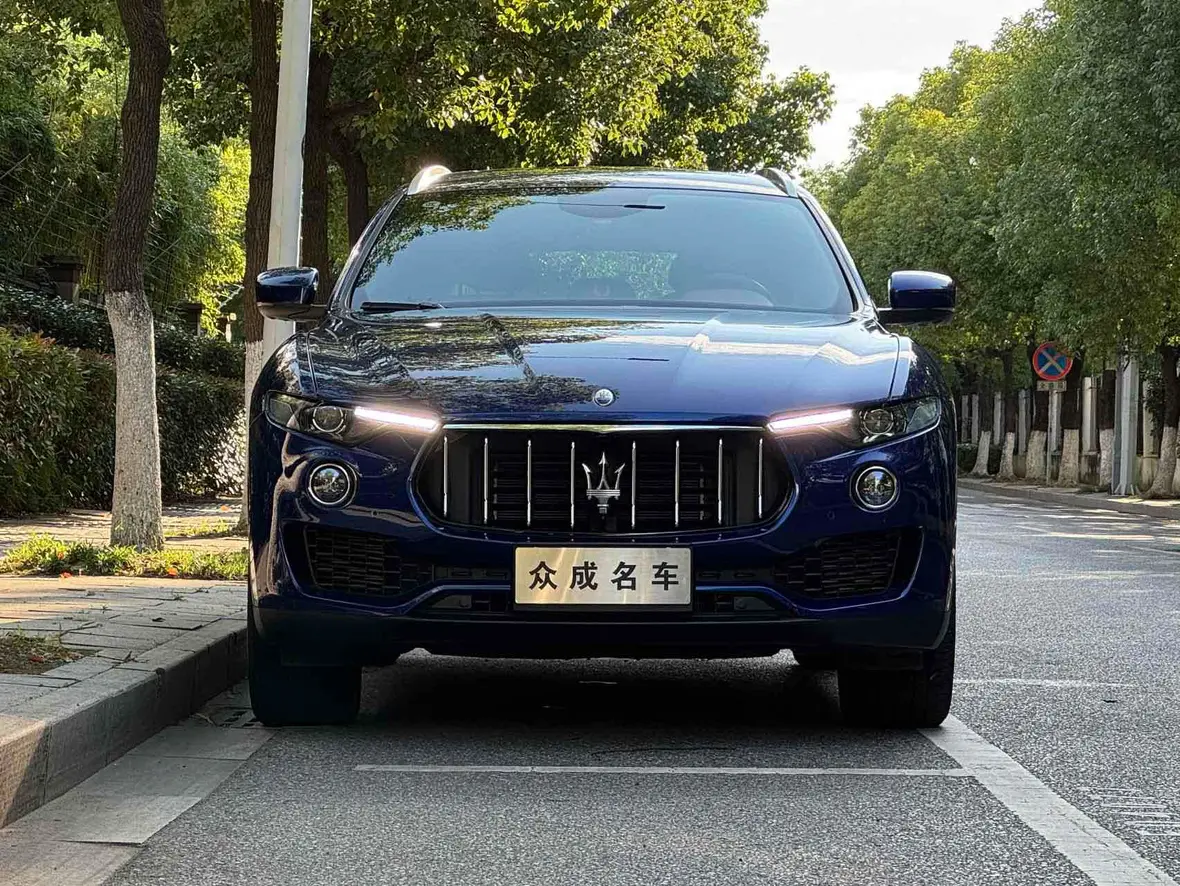 Maserati Levante  из Китая