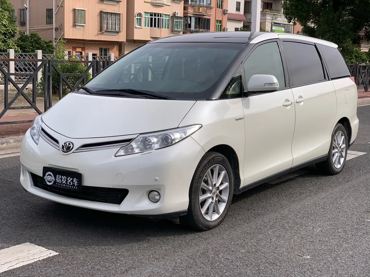 Toyota Previa  из Китая