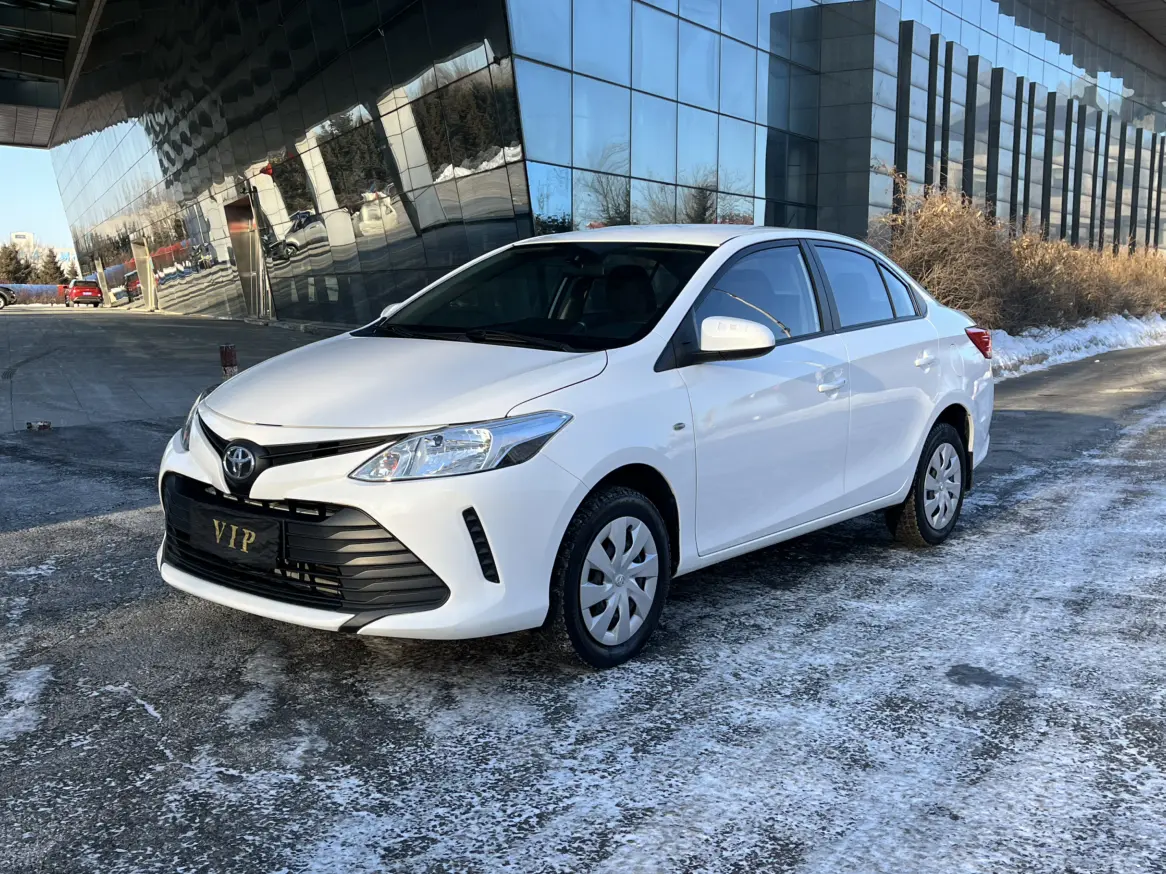 Toyota Vios  из Китая