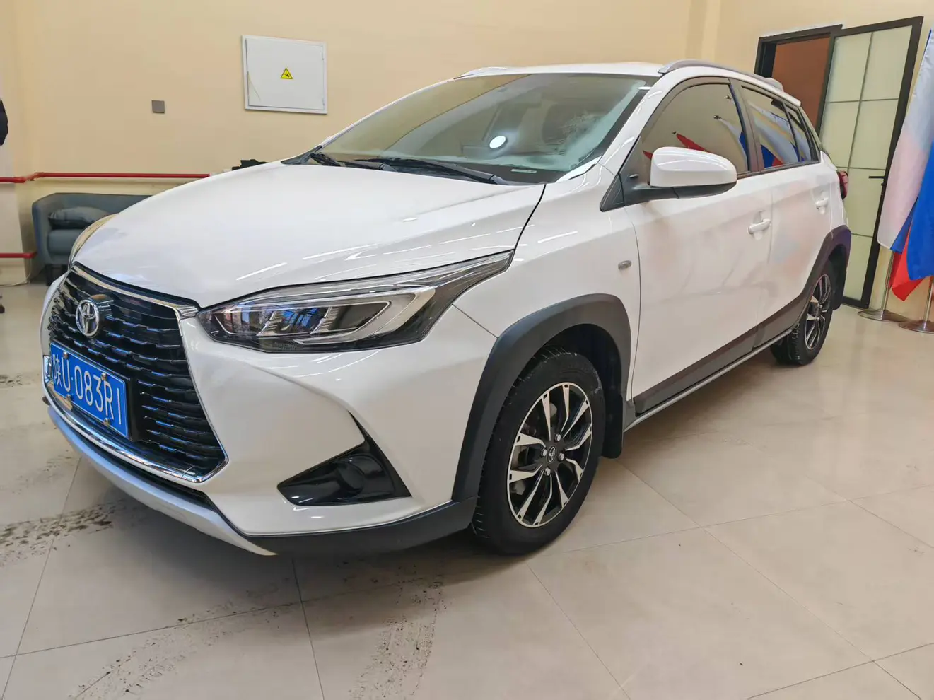 Toyota Yaris L  из Китая