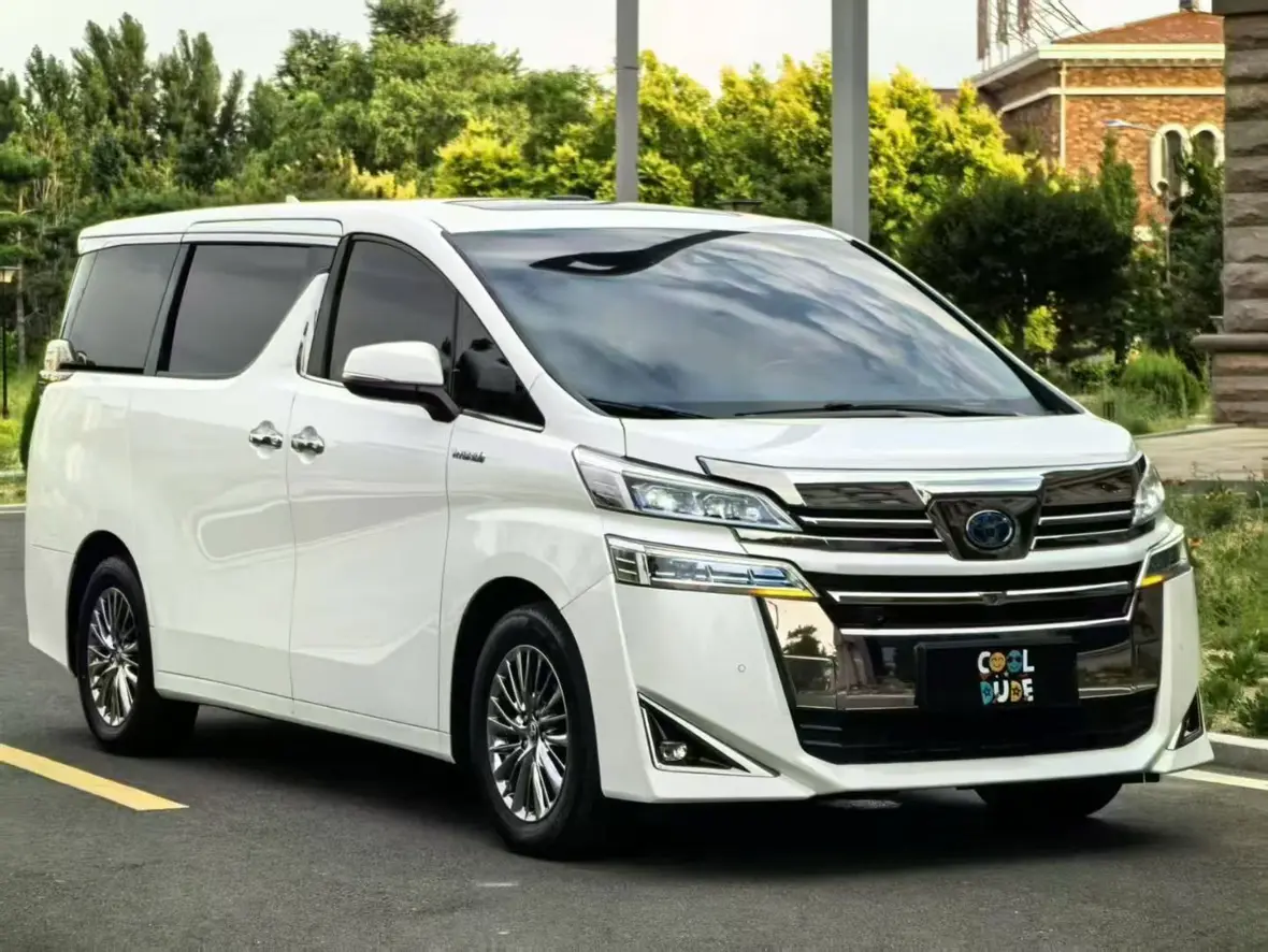 Toyota Crown Wellfire (Wilfa)  из Китая