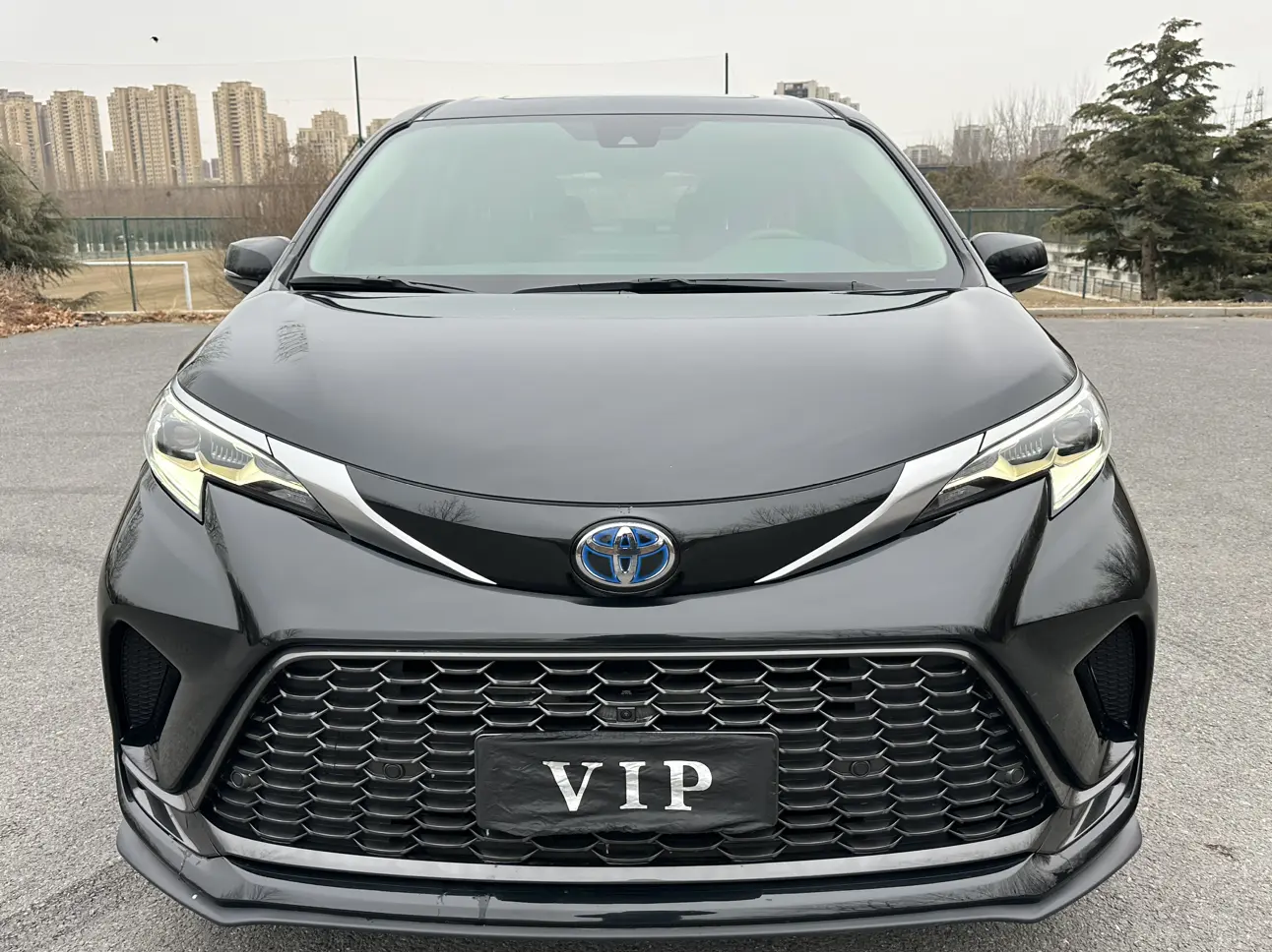 Toyota Granvia  из Китая