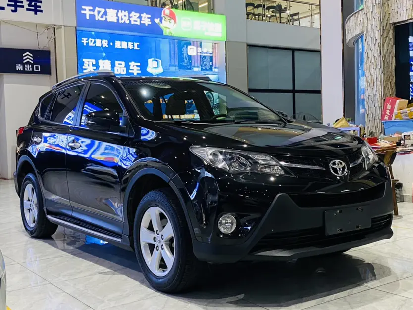 Toyota RAV4  из Китая