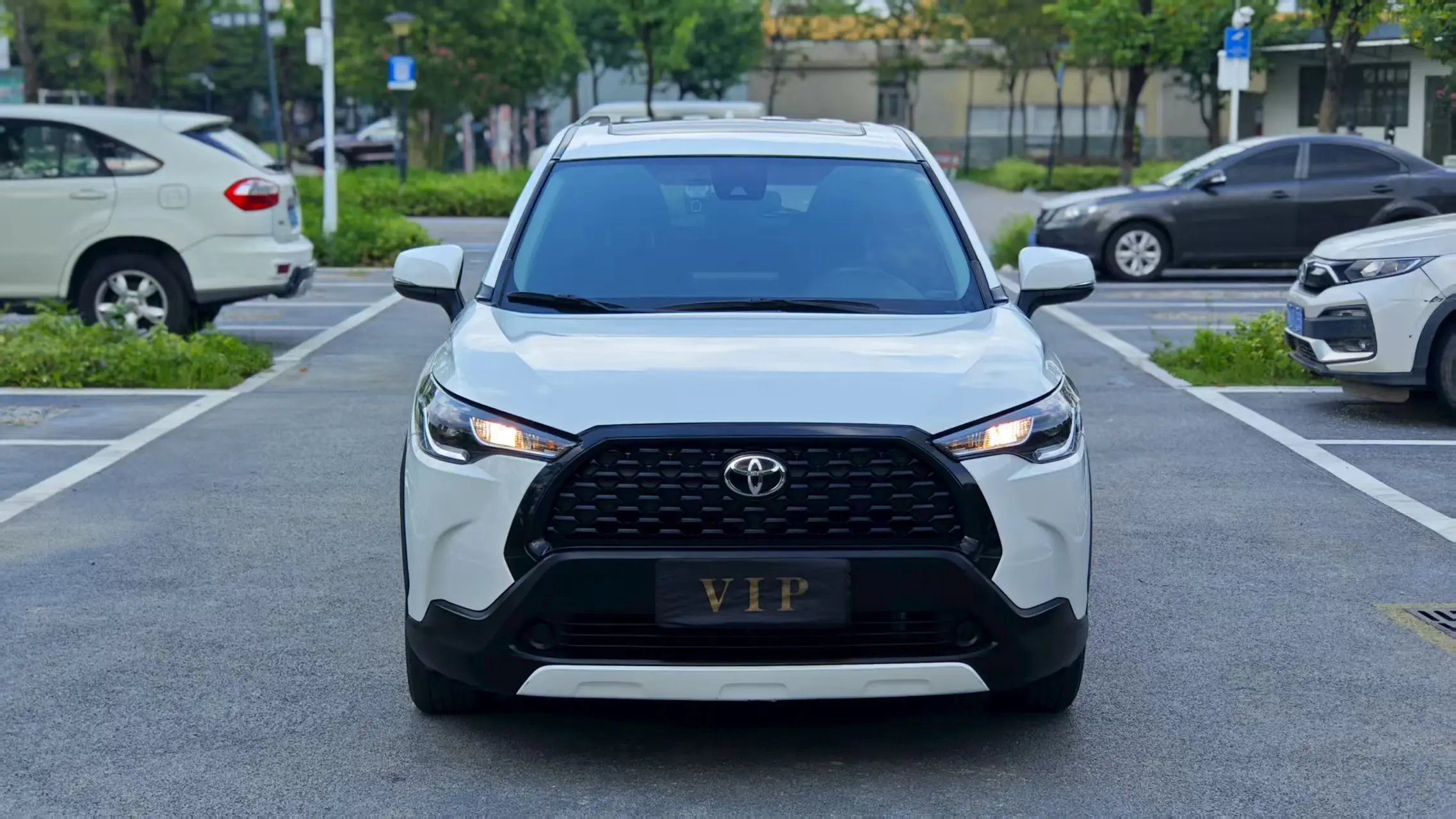 Toyota Corolla Cross  из Китая