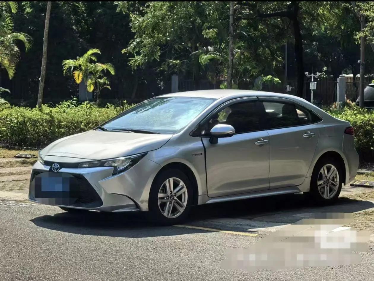 Toyota Levin (Lei Ling)  из Китая