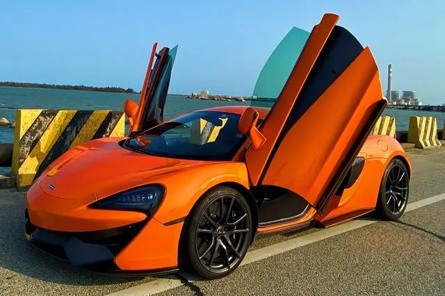 McLaren 570S  из Китая