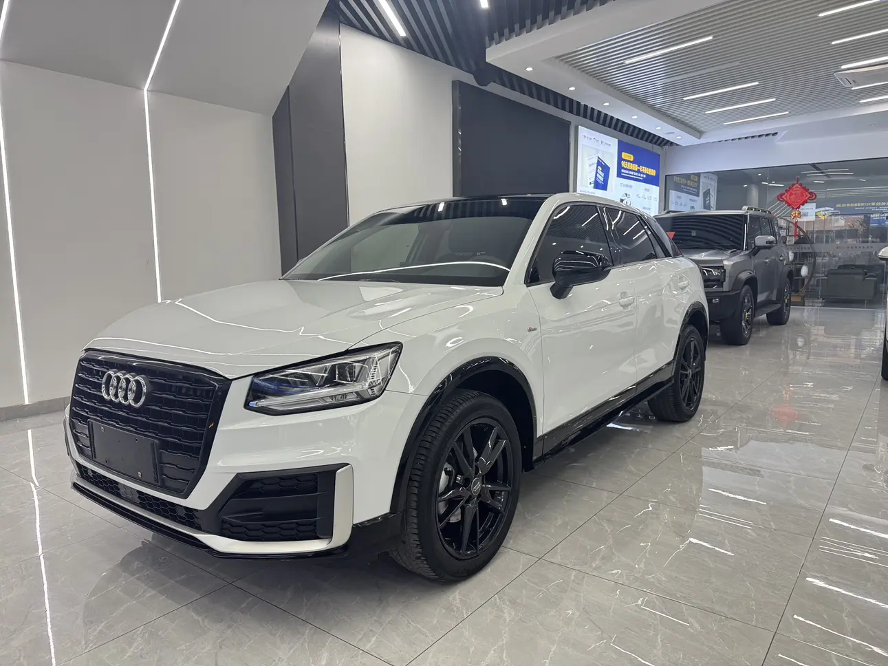 Audi Q2L  из Китая
