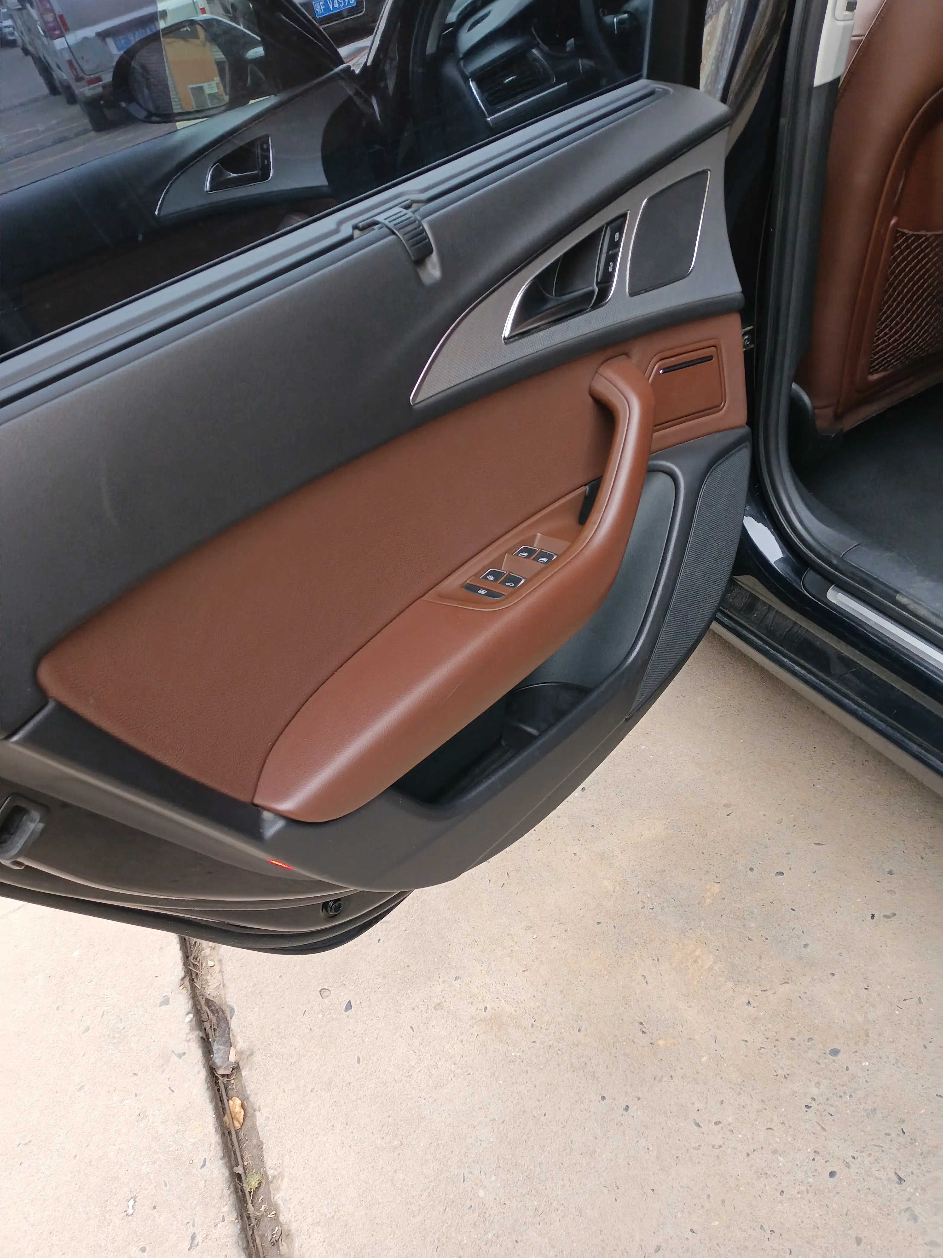 Audi A6L  из Китая