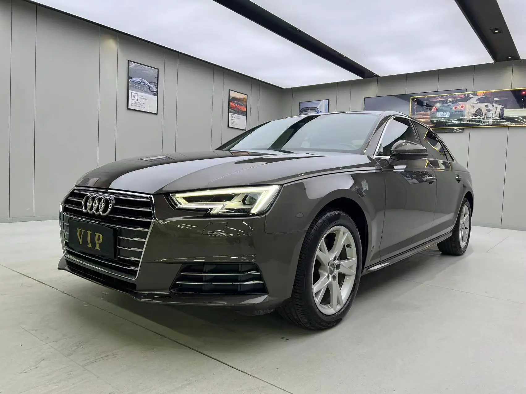 Audi A4L  из Китая