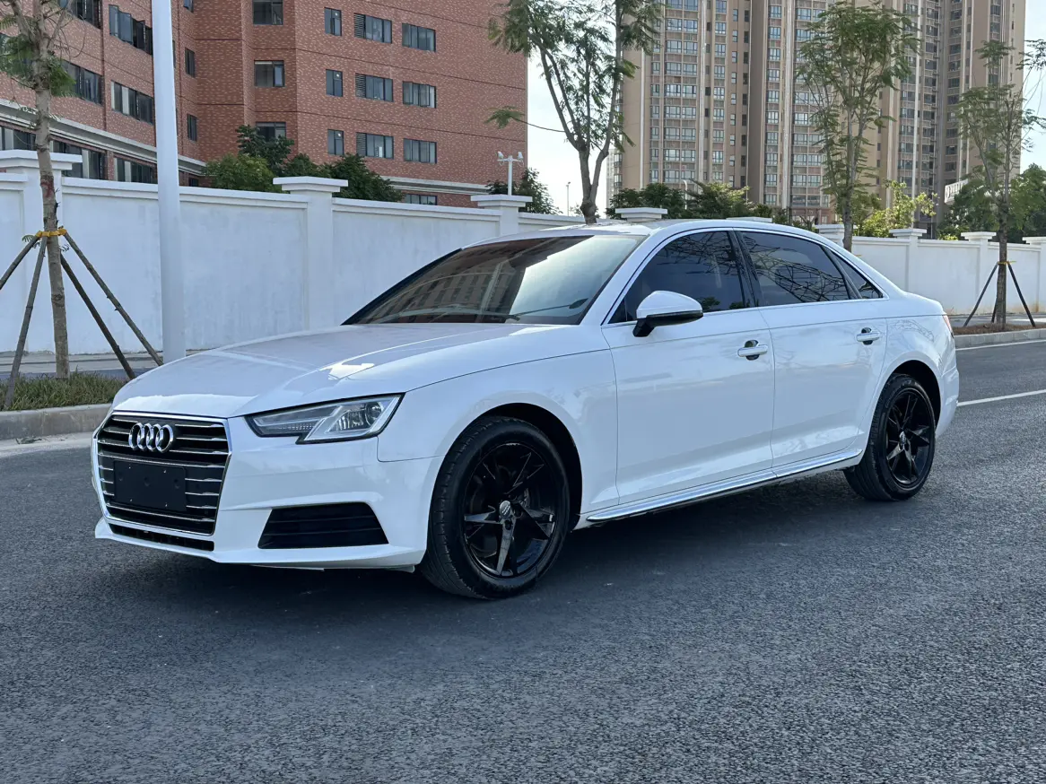 Audi A4L  из Китая
