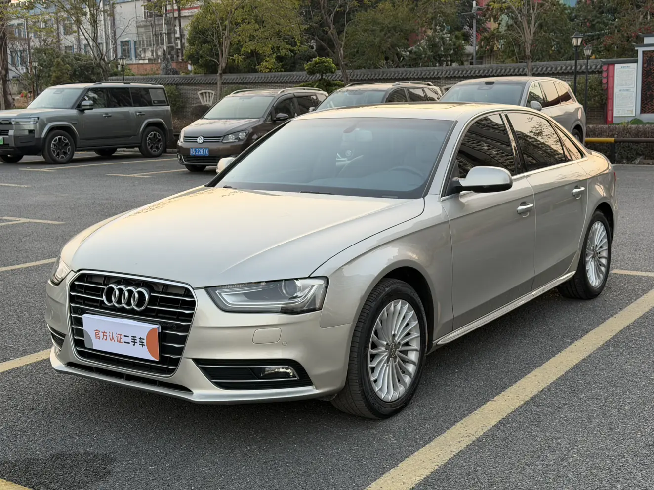 Audi A4L  из Китая