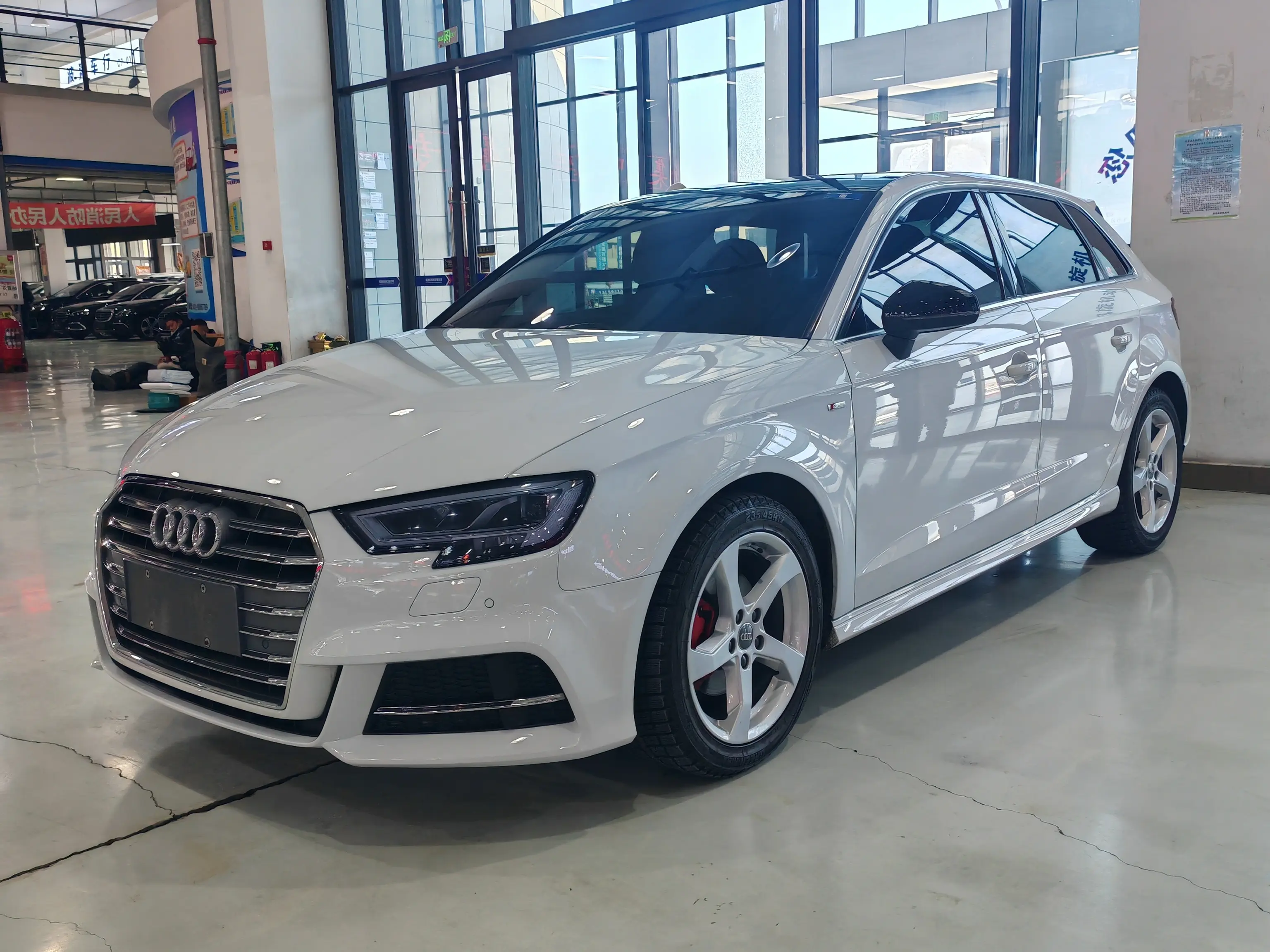 Audi A3  из Китая