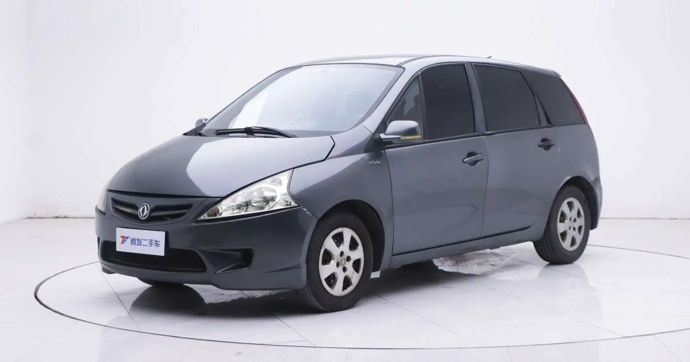 Forthing Jingyi  из Китая